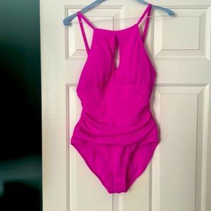 Ellen Tracy swim.